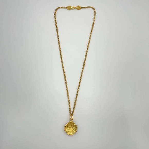 Authentic Chanel Coco Mark Vintage Logo Gold Chain Necklace 84.94g W/Box - Picture 6 of 15